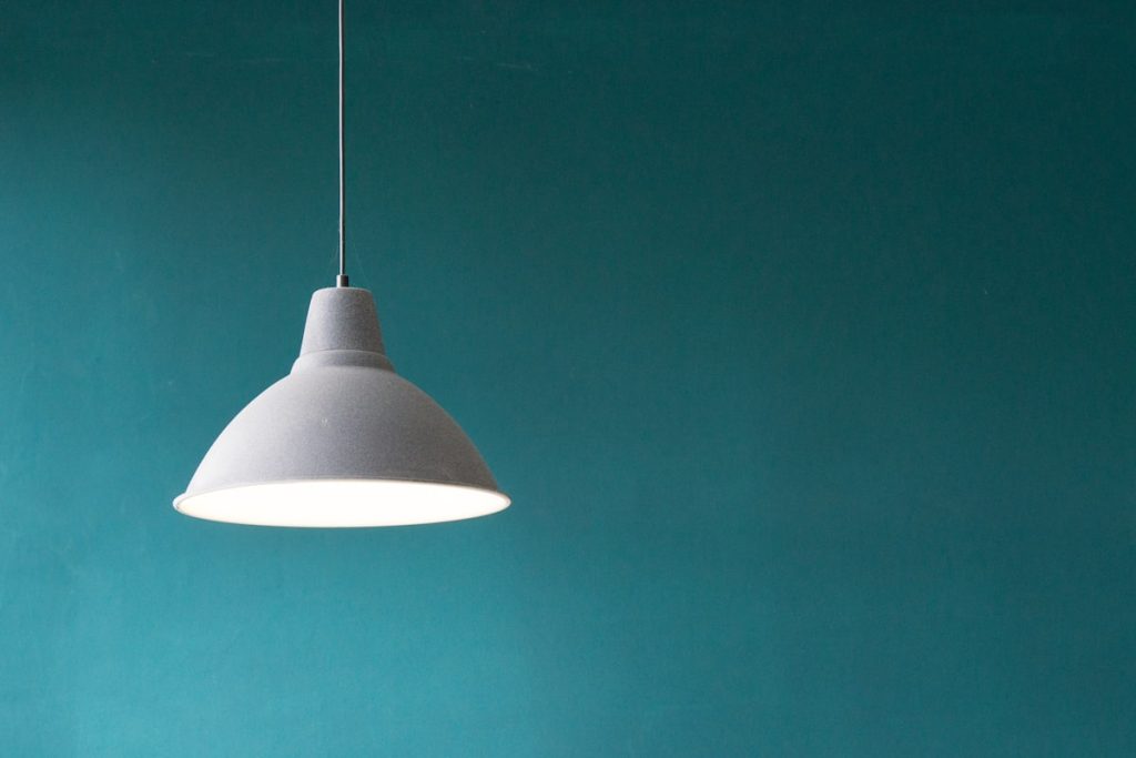 Sfeervol wonen met een verlichting en een hanglampen